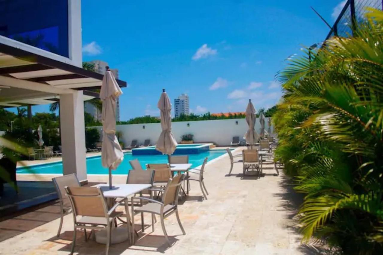 Elegante Aqua Marine Apartamento 璜多里奥 外观 照片