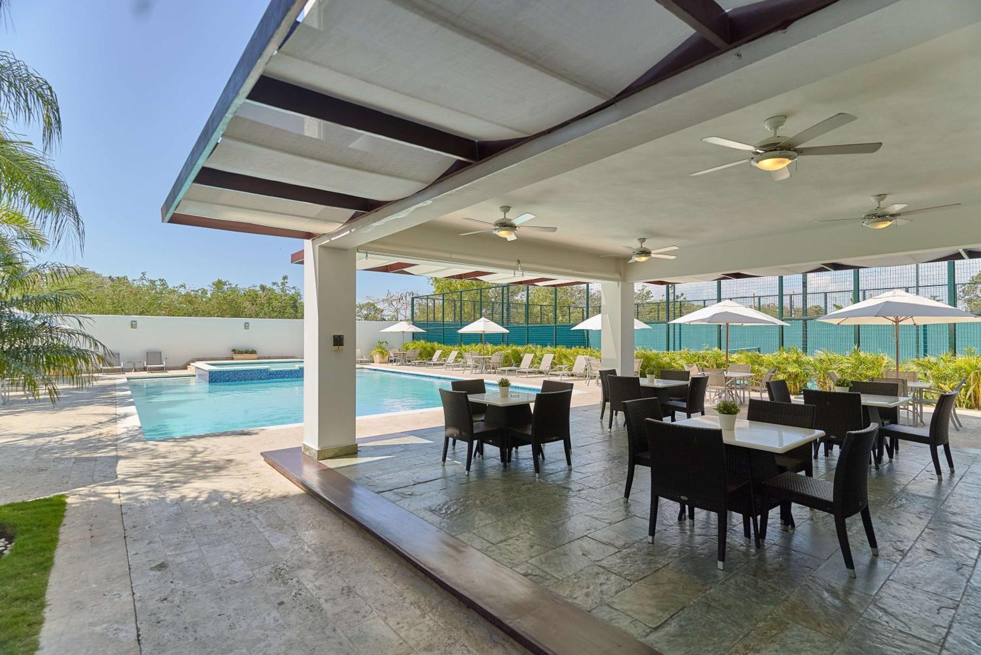 Elegante Aqua Marine Apartamento 璜多里奥 外观 照片