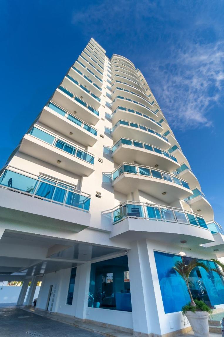 Elegante Aqua Marine Apartamento 璜多里奥 外观 照片